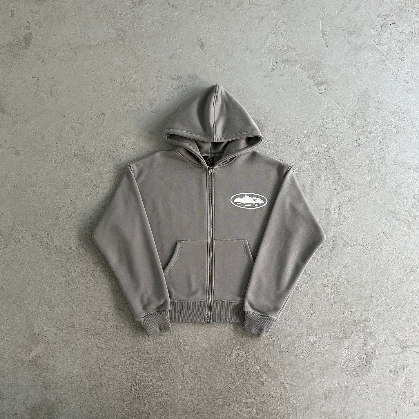 Corteiz island puff print zip set-grey