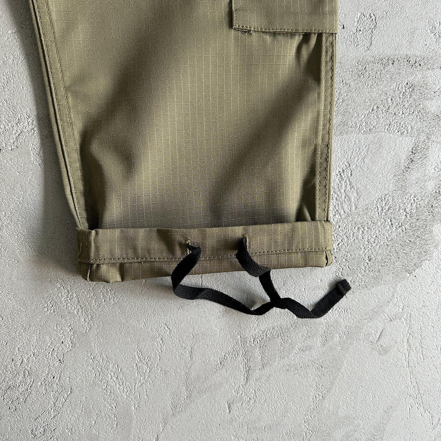 Corteiz size small military green logo patch Cargos