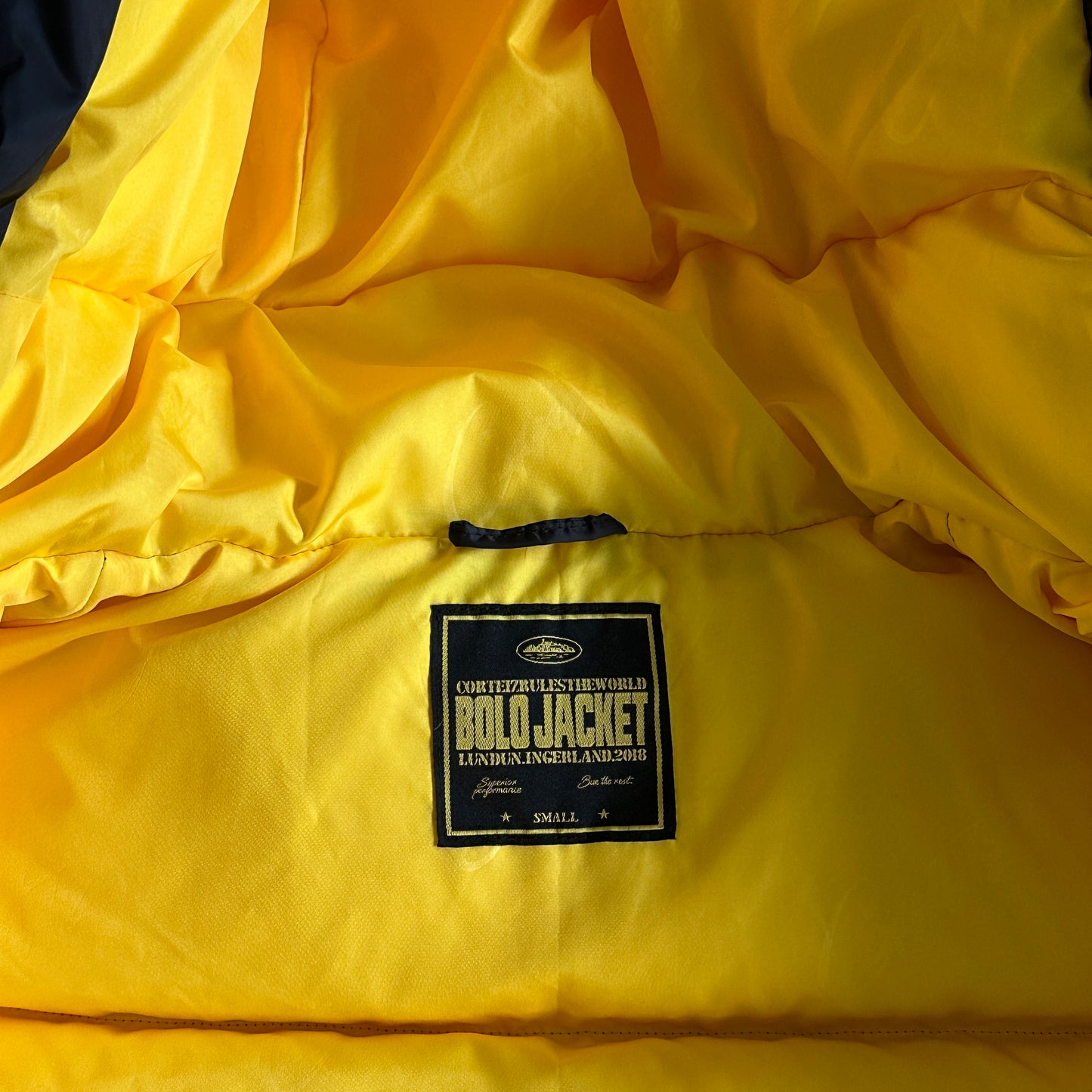 Corteiz Small bolo v2 down jacket jacket-black