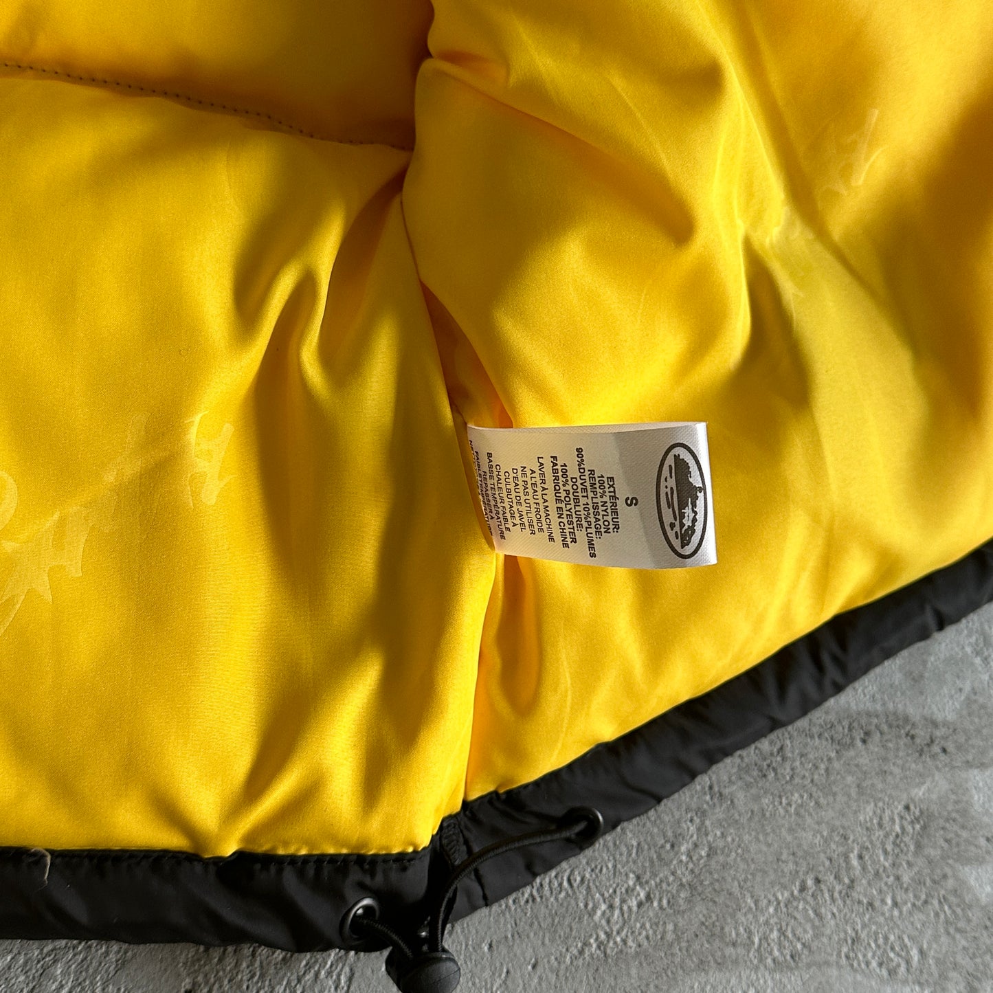 Corteiz Small bolo v2 down jacket jacket-black