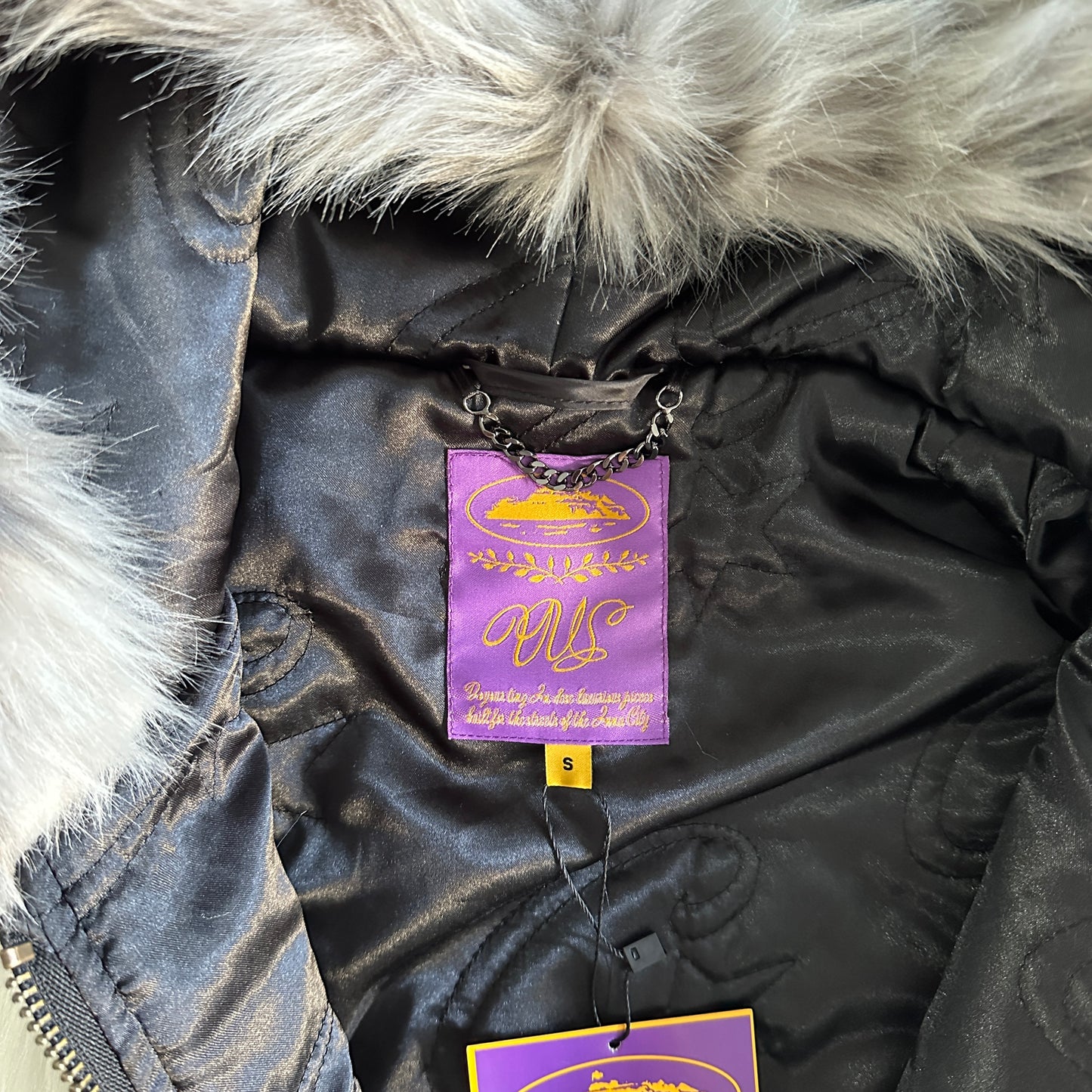 Corteiz small faux fur hooded jacket